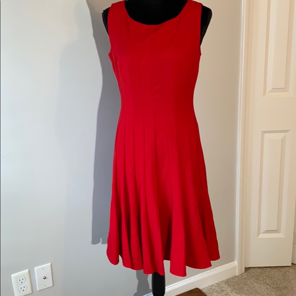 CALVIN KLEIN Red Pleated MIDI Dress